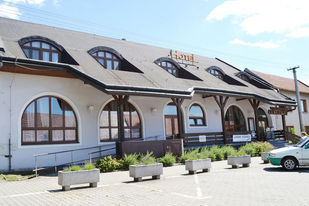 Hotel U Racka Ostrožská Nová Ves Eksteriør billede